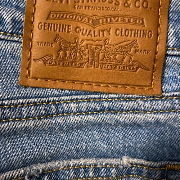 NEW Levi’s Wedgie Straight Jeans - Picture 7 of 12